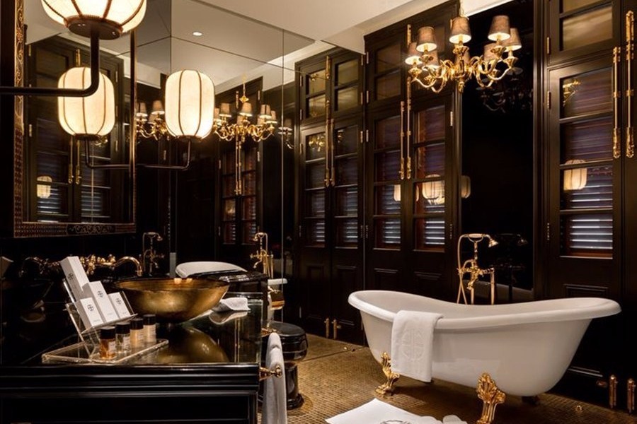 Unique Black and Gold Bathroom