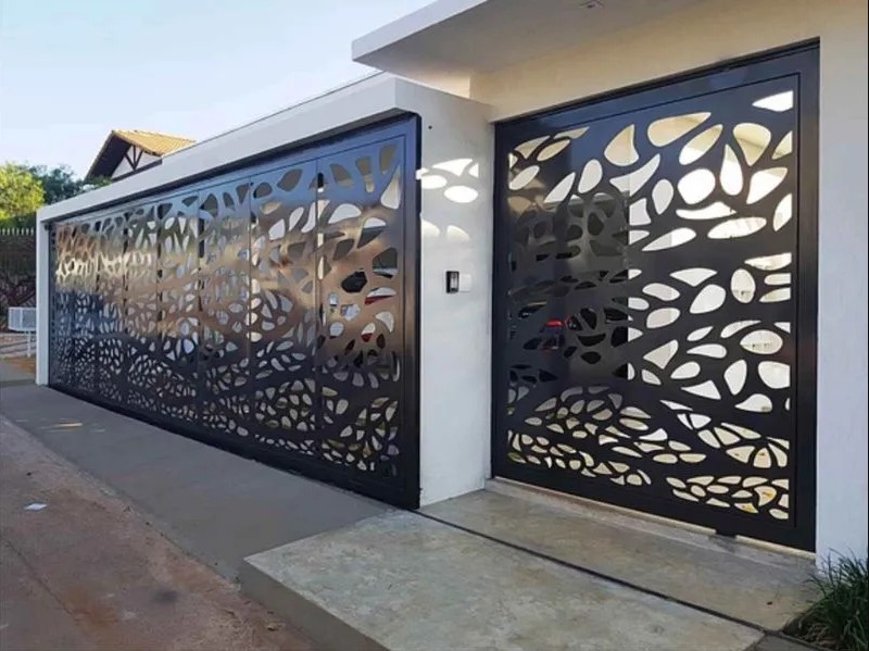 Abstract Motifs laser cutting fence